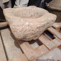 MORTAIO IN PIETRA ANTICA 