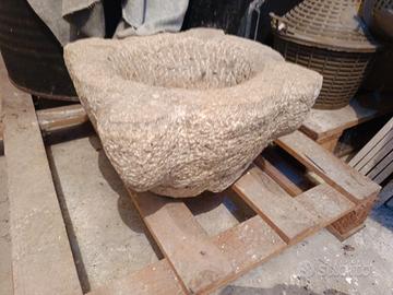 MORTAIO IN PIETRA ANTICA 