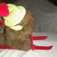 Castoro sciatore peluche