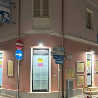 Locale commerciale isili