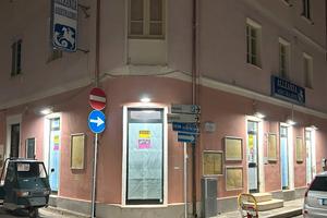 Locale commerciale isili