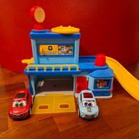 Garage - Stazione di Polizia con 2 macchinine