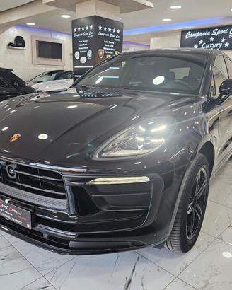NUOVA PORSCHE MACAN TURBO 2.0 BENZINA 265CV CHRONO