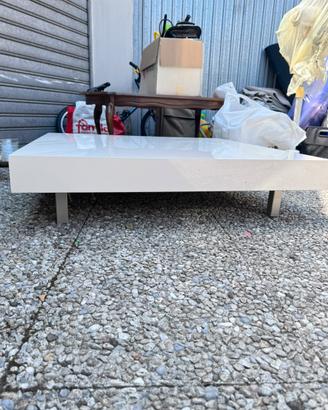 Tavolo da salotto bianco