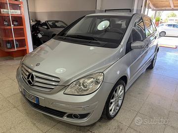 MERCEDES B 180 CDI SPORT