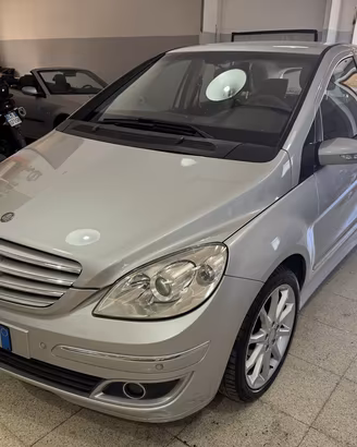 MERCEDES B 180 CDI SPORT
