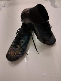 Scarpe da calcio Nike Mercurial con calzino 
