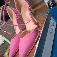 scarpa con il tacco 