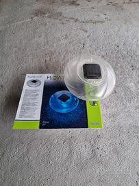 lampada solare piscina