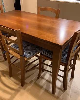 Tavolo in legno