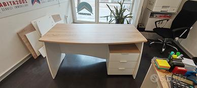 3 Scrivanie  Mondo convenienza Estill