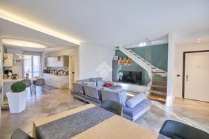 VILLA A SCHIERA D'ANGOLO A TORRE BOLDONE