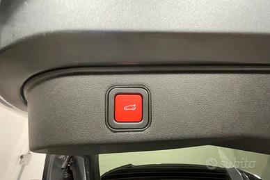 Alfa Romeo Junior 1.2 ibrida Speciale 145cv edct6