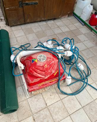 robot pulitore per piscine modello Squirrel Idea