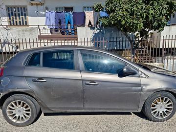 fiat bravo per pezzi di ricambio 