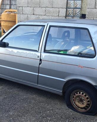 Fiat Uno 45 Sting (75.000 km) per appassionati