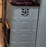 Stufa a legna in ceramica tipo Stube