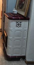 Stufa a legna in ceramica tipo Stube