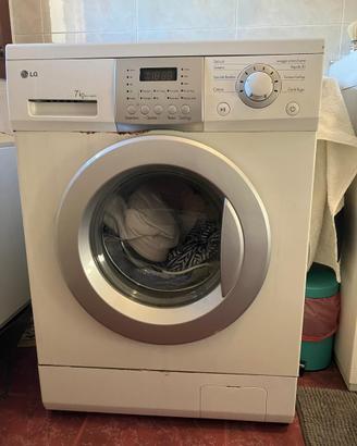 Lavatrice LG 7kg funzionante