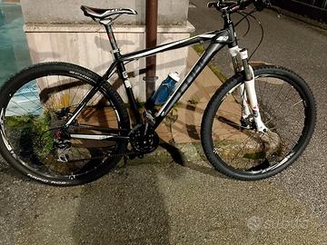 bici  Mountain Bike cube 