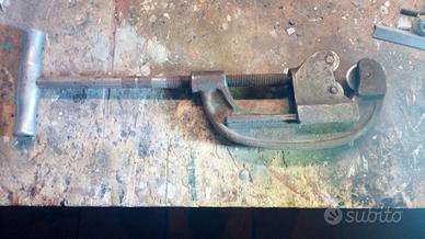 Taglia Tubi in ferro