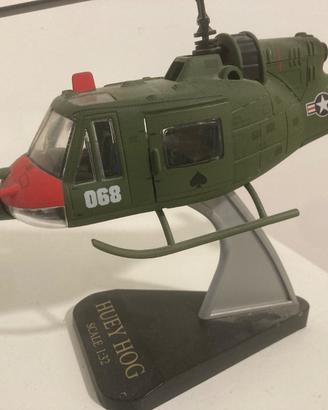 Elicottero Ab 205 Huey Hog 1/32 Hook & Roberts