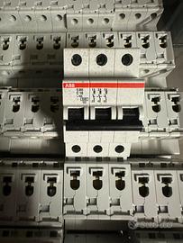 Interruttori magnetotermici Abb S203-C16