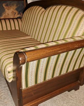 Divano in legno
