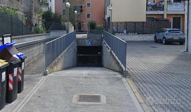 Garage a - Ponte a EgolaSan Miniato