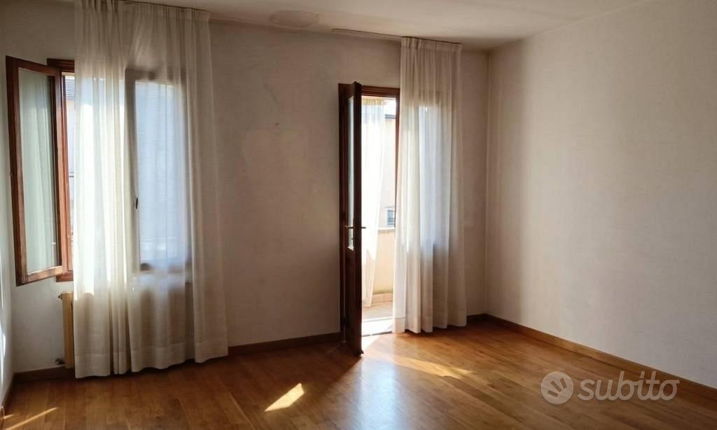 Casa – Mogliano Veneto, Ghetto - Altro