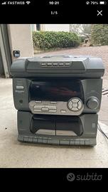 Impianto stereo con due casse