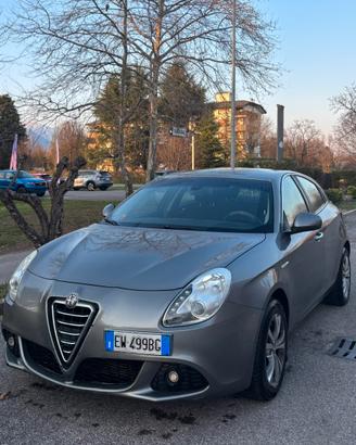 Alfa Romeo Giulietta Benzina - GPL (neopatentati)
