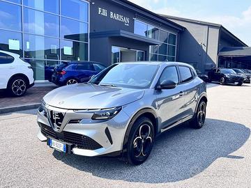 Alfa Romeo Junior 1.2 ibrida Q4 Intensa 145cv...