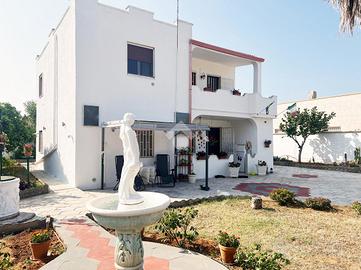 VILLA SINGOLA A TORCHIAROLO