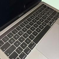 Mac book pro 13" 2019 touchbar 128gb memoria 8gb