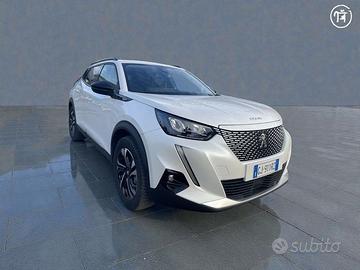 Peugeot 2008 motore elettrico 136 CV Allure