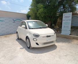 Fiat 500e 23,65 kWh Action KM0