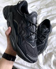 Sneakers Adidas Ozweego nere - tg 43 1/3