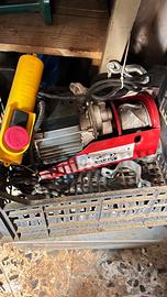 Paranco con supporto a bandiera