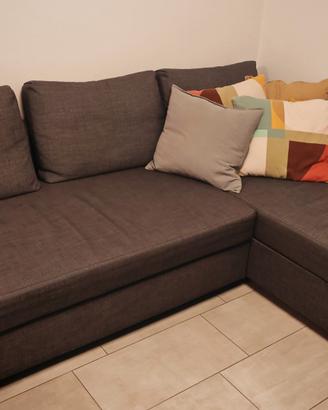 Divano letto angolare/contenitore FRIHETEN ikea