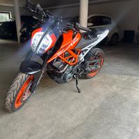 KTM Duke 390 2018 (A2)