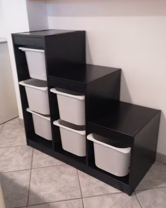 Mobile con cassetti per cameretta Ikea