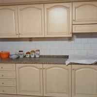Cucina angolare in legno