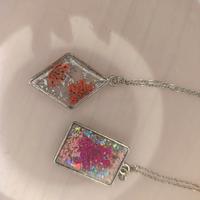 Collane con ciondoli in resina personalizzati 🌊