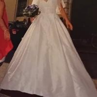 Abito da sposa Pronovias monospalla