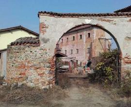 Edificio a Novi Ligure (AL)