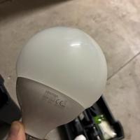 Lampada e porta lampada