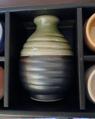 Set da Japanese Sake', caraffa, quattro bicchieri