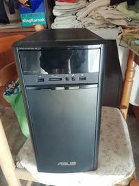  computer Asus con tastiera e mause