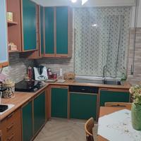  Cucina angolare completa di elettrodomestici